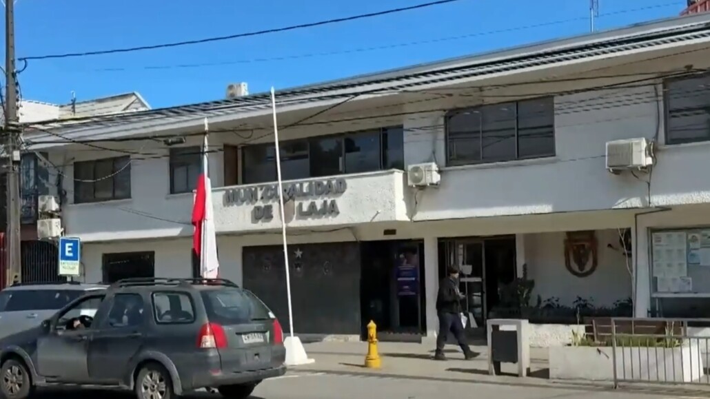 Polémica en Laja tras reportaje que cuestiona millonaria…