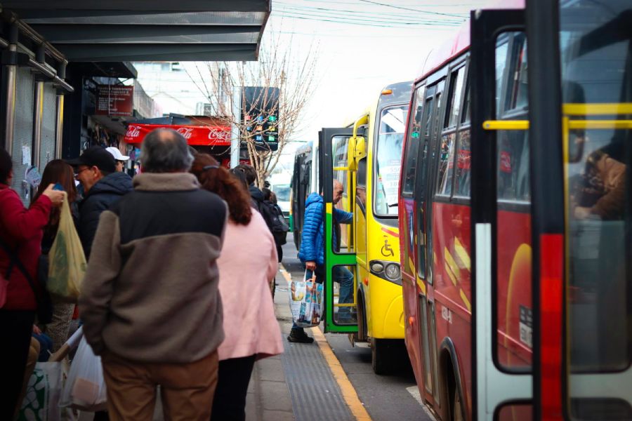 Vecinos piden ser escuchados de cara al nuevo Plan de Transporte de…