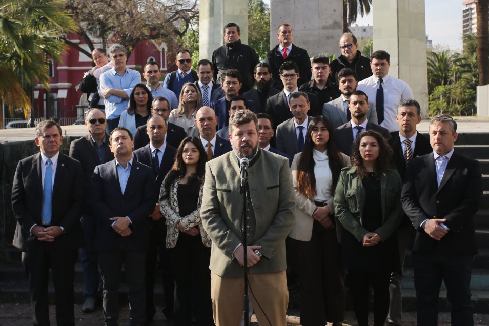 Partido Nacional Libertario homenajeó a Carabineros a siete años del…