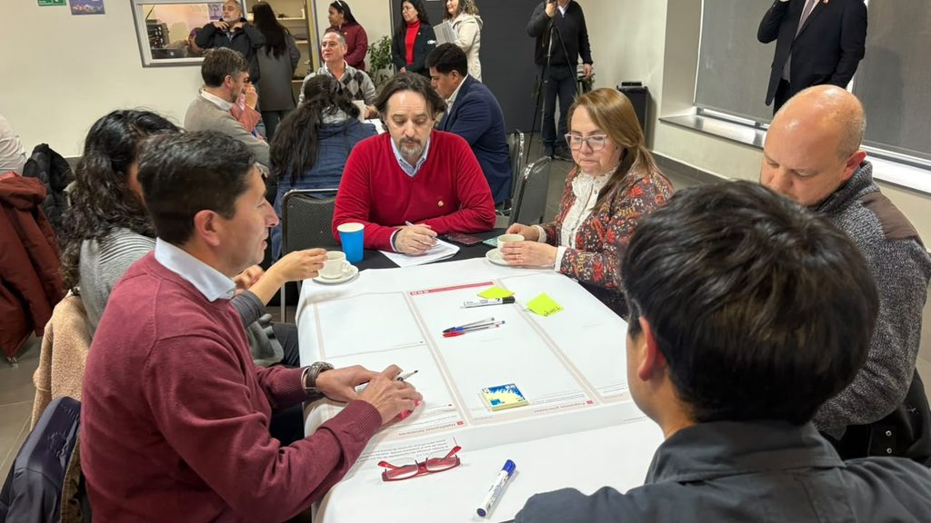 GOBIERNO ENTREGA APOYO HABITACIONAL A FAMILIAS DE SECTORES RURALES…