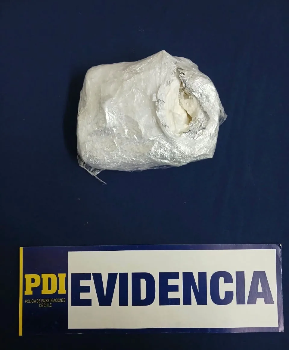PDI detiene a mujer con casi 800 gramos de cocaína tras operativo en…