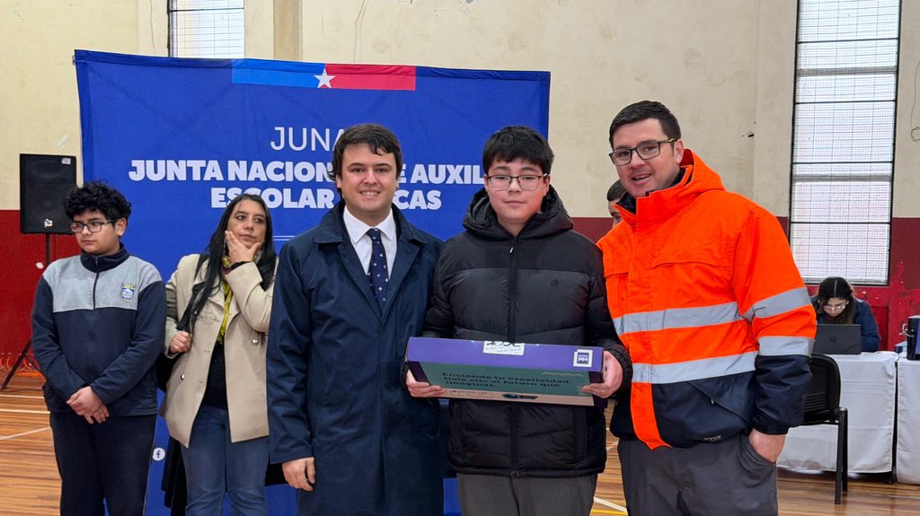 DIPUTADO CRETTON EXIGE REVISAR RECORTES A LICEOS BICENTENARIO Y AL…