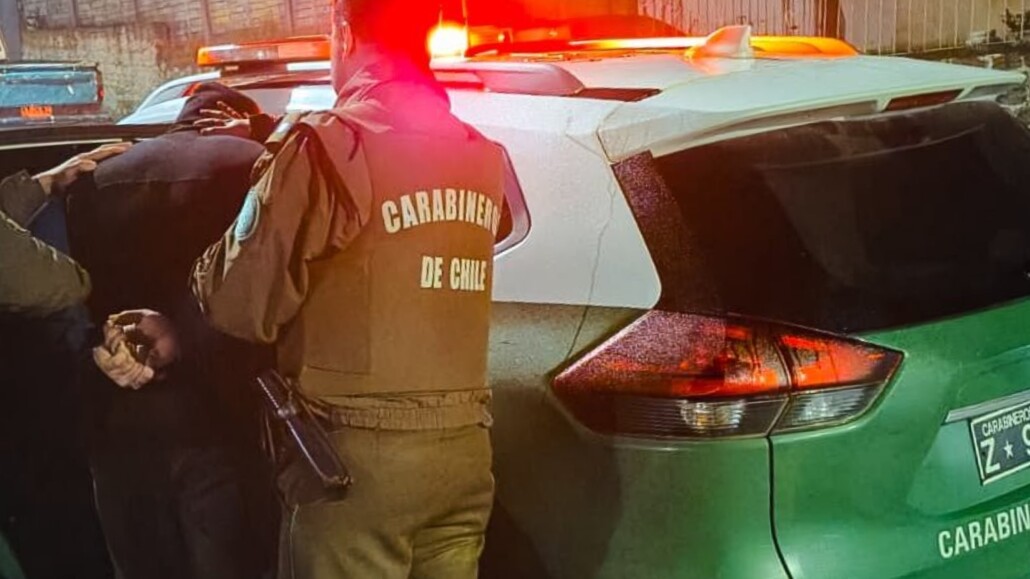 Adolescentes de 16 y 17 años fueron detenidos por robo de vehículo y…