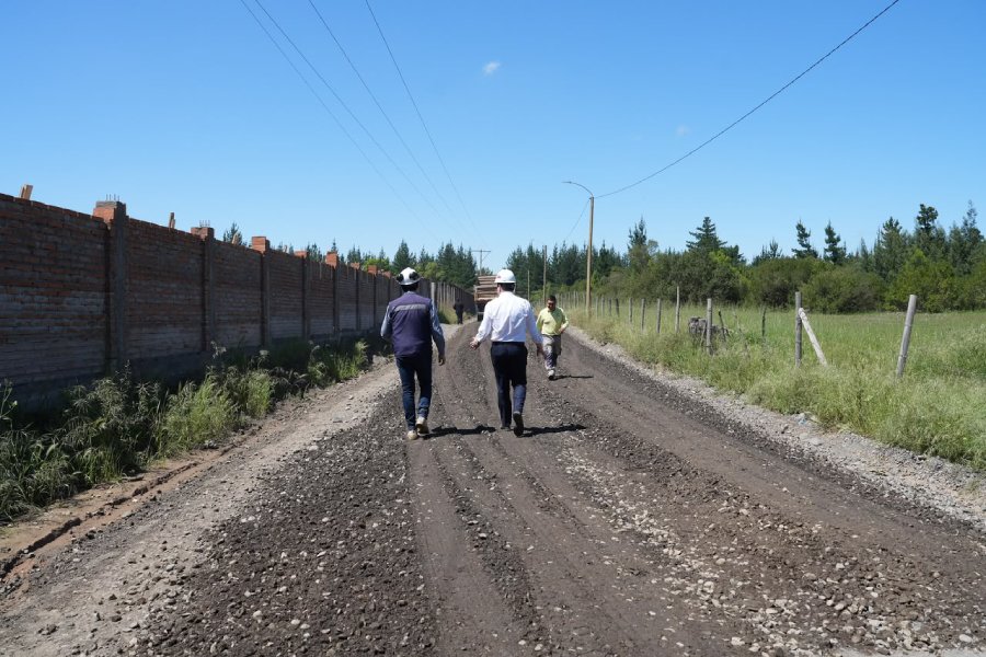 Anuncian mantención de caminos para cinco sectores de Quillón