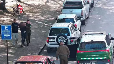 Sorprenden a sujeto con arma blanca en Plaza de Armas