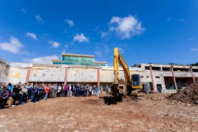 A 16 años del 27/F: Comienzan obras de reconstrucción del Mercado de…