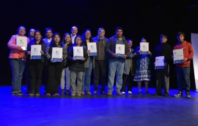GOBIERNO ENTREGA 410 SUBSIDIOS HABITACIONALES A FAMILIAS DE PADRE…