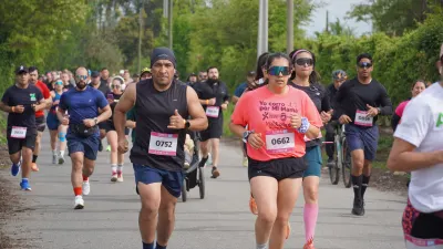 Más de mil personas dieron vida a la Primera Corrida Familiar de…